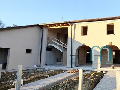 Villa a schiera in Via Toscanigo 200, Salzano, 7 locali, 2 bagni