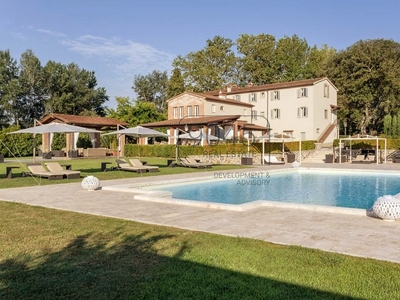 Villa di 2100 mq in vendita Pieve a Nievole, Italia