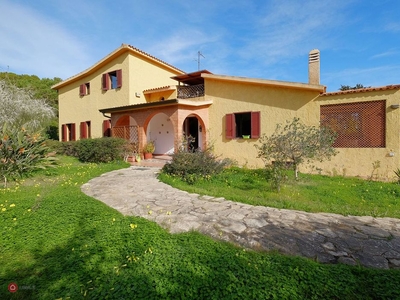 Villa in Vendita in Strada 27 a Capoterra