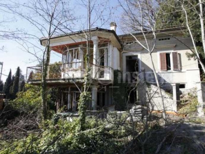 Villa Singola in Vendita ad Chianciano Terme - 77000 Euro