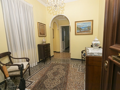 Appartamento 6 locali di 90 m² a Genova