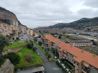 Appartamento in vendita in via caduti del lavoro 3, Ventimiglia