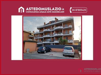 Appartamento in Via Del Padiglione, Borghesiana
