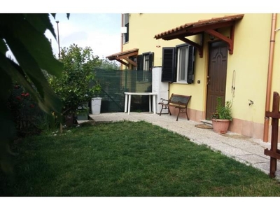 Casa indipendente in vendita a Montelibretti, Frazione Borgo Santa Maria, Via Giorgio Amendola 26
