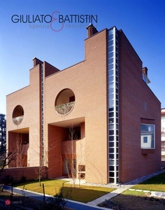 Casa Bi/Trifamiliare in Vendita in Via Gerolamo Frescobaldi a Vicenza