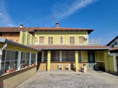 Casa indipendente in Vendita in Corso Italia a Palazzolo Vercellese