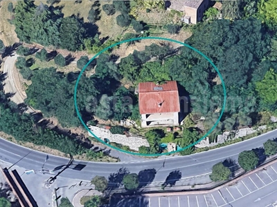 Complesso residenziale Via Baldassarre Peruzzi 30 SIENA di 459,55 Mq. oltre Depositi e Terreno Agricolo