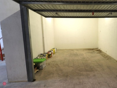 Garage/Posto auto in Vendita in Lungomare Enea 91 a Anzio
