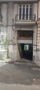 Garage/Posto auto in Vendita in Piazza Sannazaro 67 a Napoli