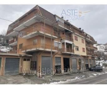 Garage/Posto auto in Vendita in Strada Statale 92 92 a Laurenzana