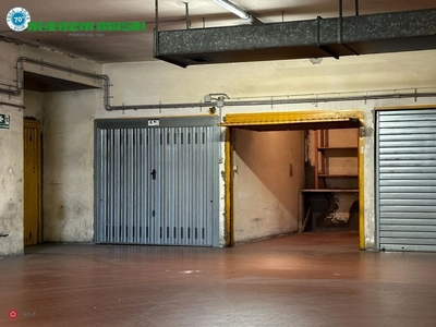 Garage/Posto auto in Vendita in Via Jacopo Barozzi 6 a Bologna