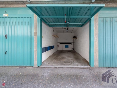 Garage/Posto auto in Vendita in Viale Abruzzi 4 a Peschiera Borromeo