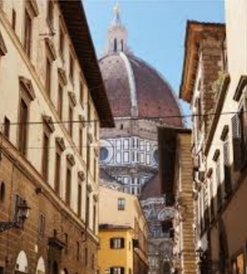 Stabile/Palazzo da ristrutturare a Firenze