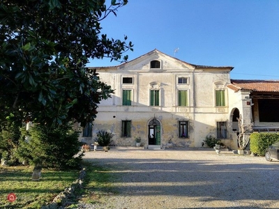 Villa in Vendita in a Costabissara