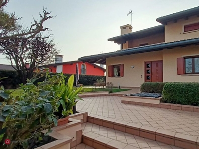 Villa in Vendita in a Rosà