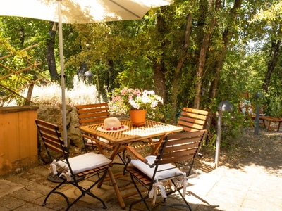 Casa indipendente con giardino a Gambassi Terme