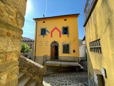 Casa indipendente con terrazzo, Bagni di Lucca palleggio