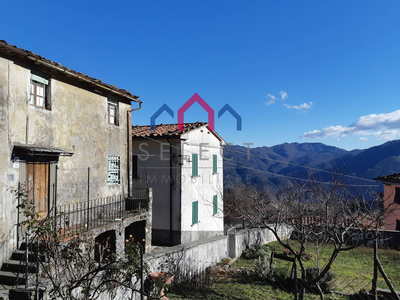 Casa indipendente da ristrutturare, Borgo a Mozzano cune