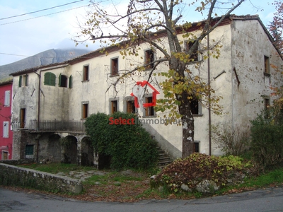 Casa indipendente in vendita, Bagni di Lucca san gemignano