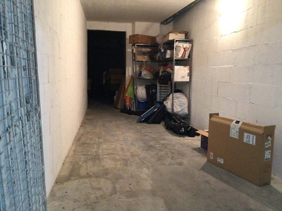 Garage in vendita a Casamassima via Francesco Lapenna, 32