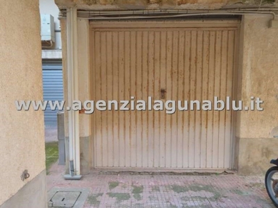 Garage in vendita a Mazara del Vallo via Castelvetrano