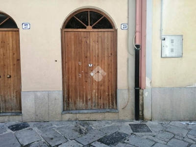 Garage in vendita a Palermo via della Vetriera, 25