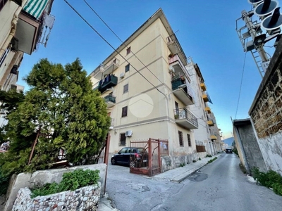 Garage in vendita a Palermo via Pasquale Matera, 30