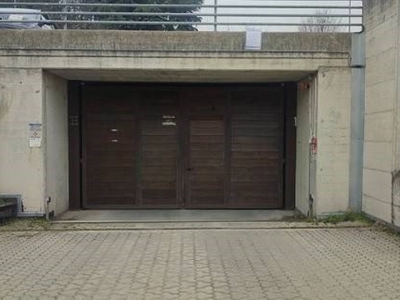 Garage in vendita a Rivoli piazza San Rocco