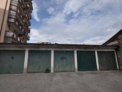 Garage in vendita a Villadossola via sempione , 12