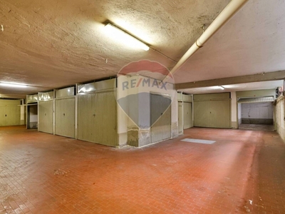 Garage in vendita ad Asti via Cotta, 8