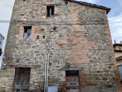 Rustico da ristrutturare, Comunanza montana