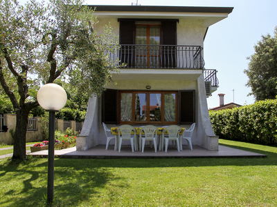 Villa arredata in affitto, Forte dei Marmi centro