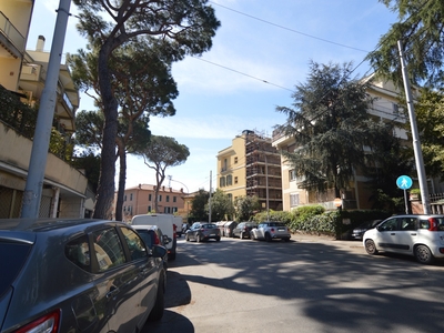 Appartamento di 65 mq in vendita - Roma