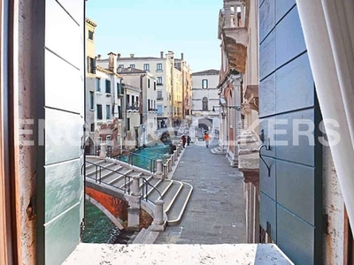 Appartamento di lusso di 100 m² in vendita Fondamenta San Felice, Venezia, Veneto