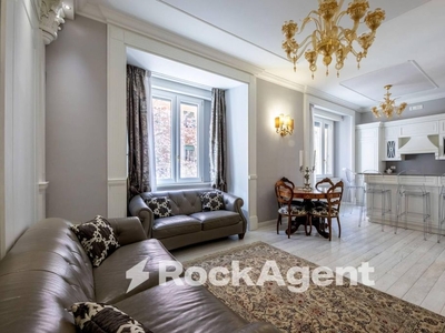 Appartamento di lusso di 109 m² in vendita Via Luigi Pigorini, 13, Roma, Lazio