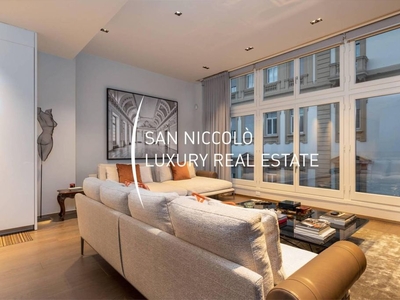 Appartamento di lusso di 110 m² in vendita Borgo Ognissanti, Firenze, Toscana