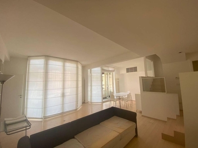 Appartamento di lusso di 154 m² in affitto Bologna, Emilia-Romagna