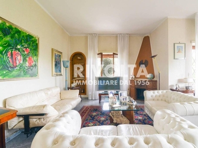 Appartamento di lusso di 160 m² in vendita Viale Cortina d'Ampezzo, Roma, Lazio