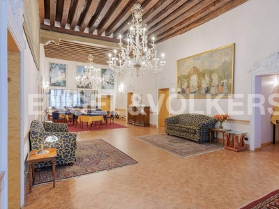 Appartamento di lusso di 450 m² in vendita Barbaria De le Tole, Venezia, Veneto