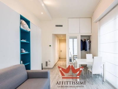 Appartamento di lusso in affitto Corso di Porta Nuova, 52, Milano, Lombardia