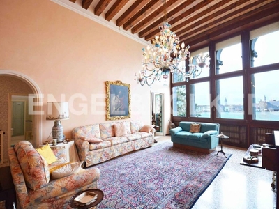 Appartamento di lusso in vendita Fondamenta San Biagio, Venezia, Veneto