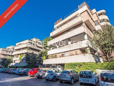 Appartamento di prestigio di 194 m² in vendita Via Umberto Saba, Roma, Lazio