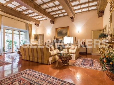 Appartamento di prestigio di 237 m² in vendita Via di Montoro, Roma, Lazio