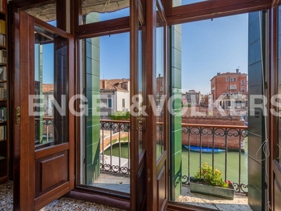 Appartamento di prestigio di 245 m² in vendita Fondamenta de la Sensa, Venezia, Veneto