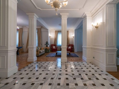 Appartamento di prestigio di 275 m² in vendita Viale Tunisia, Milano, Lombardia