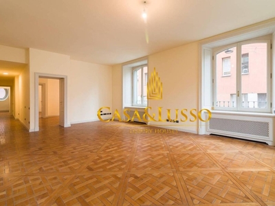 Appartamento di prestigio di 320 m² in affitto Via Brera, Milano, Lombardia