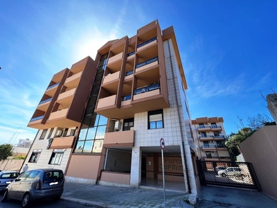 Appartamento in Corso Vittorio Emanuele, Bari (BA)
