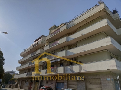 Appartamento in Vendita a Pescara, zona Porta Nuova, 265'000€, 151 m²