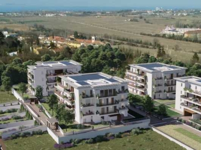 Appartamento in Vendita ad Castelnuovo del Garda - 337000 Euro