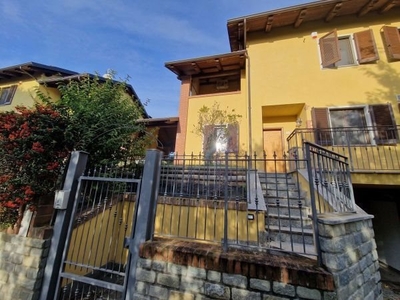 Appartamento in Via Combattenti, 11, Moncalieri (TO)